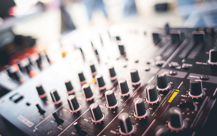 智能负载分配的短信抗压测试